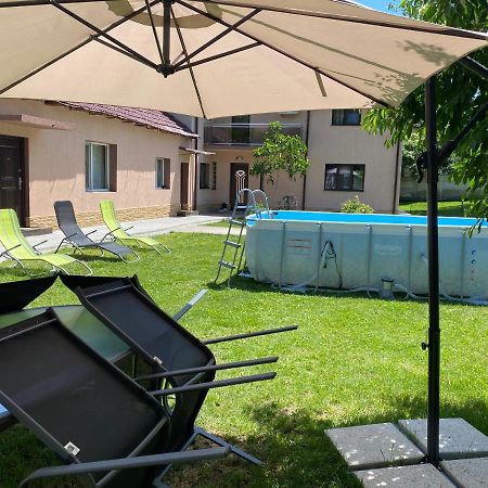 Appartamento Amazing 1 bed Flat Craiova Esterno foto